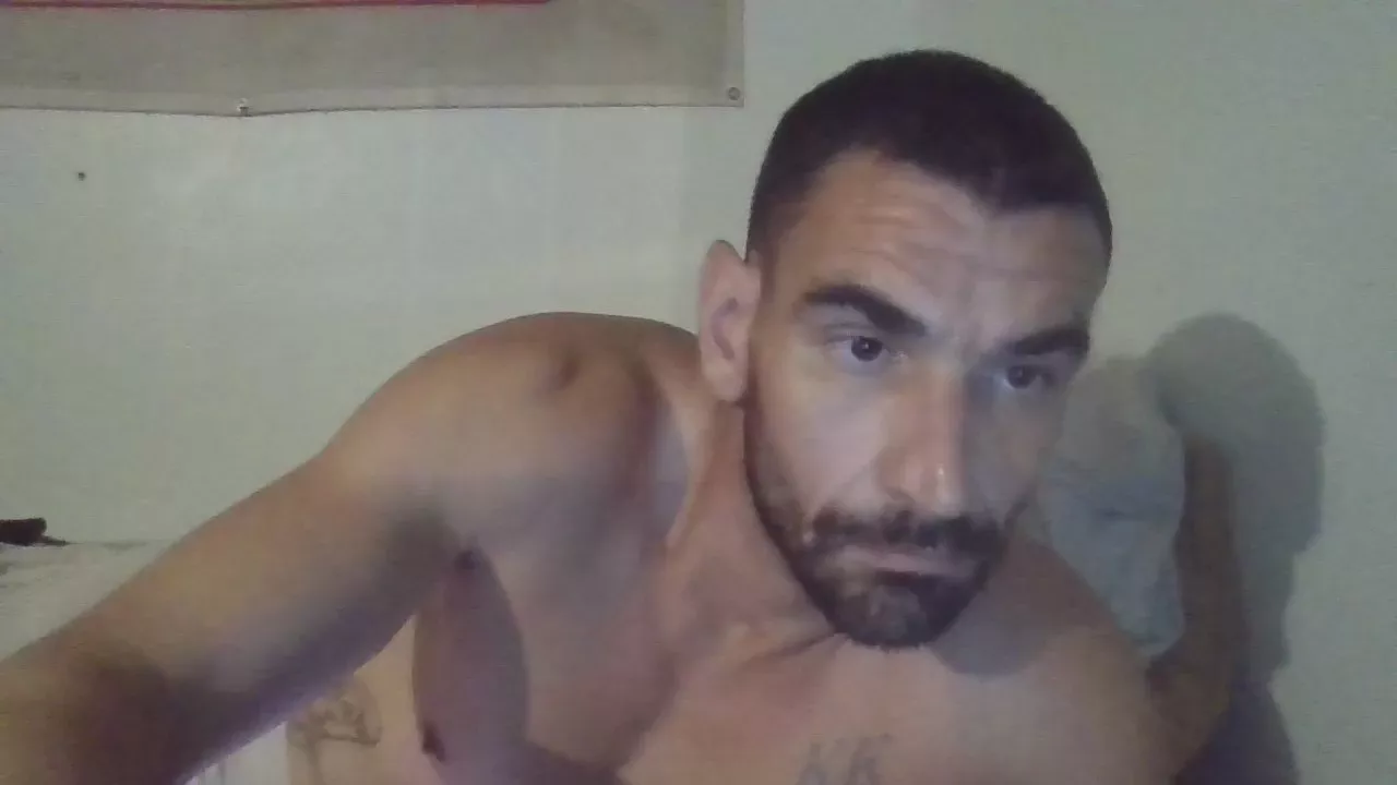 Freechat Bigtoyguy34 on Cam4