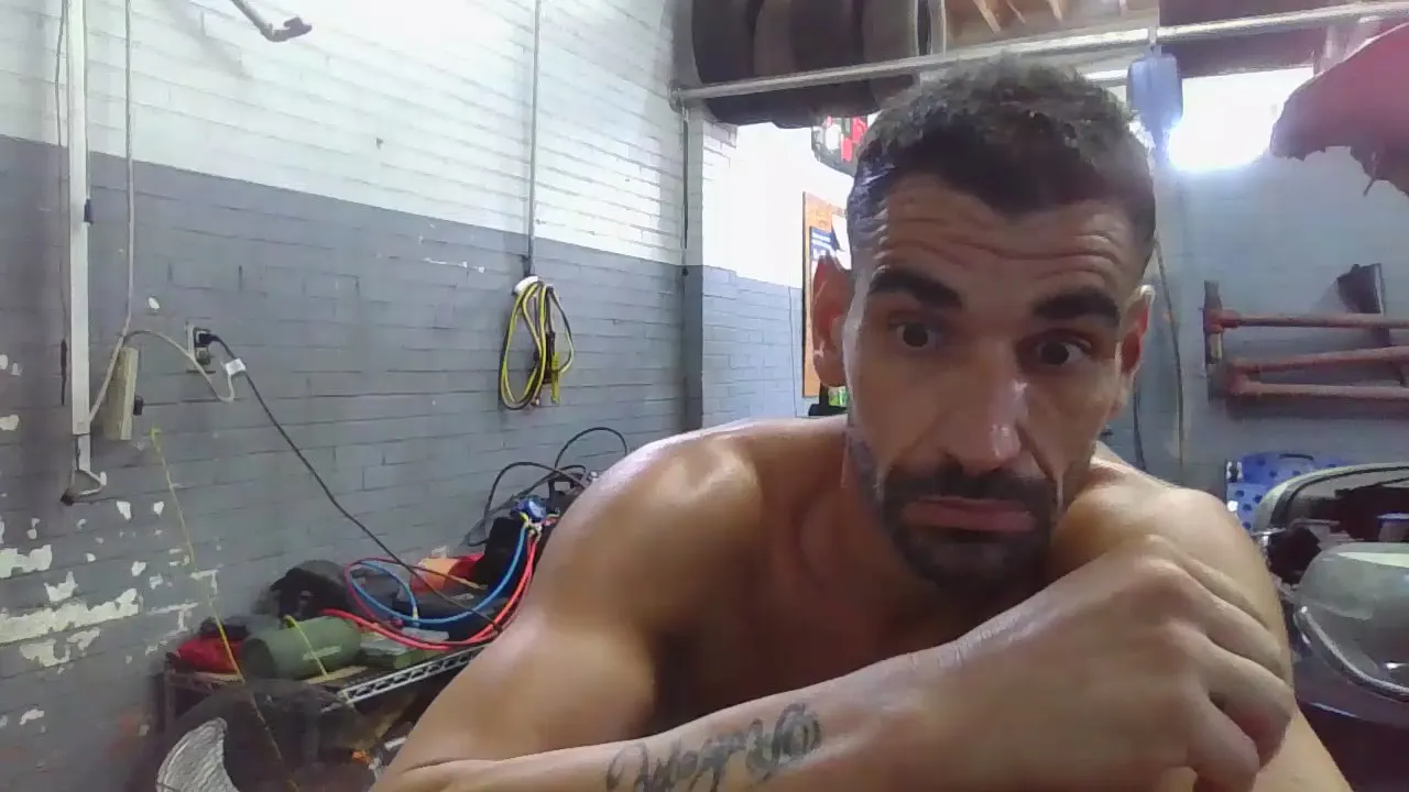 Freechat Bigtoyguy34 on Cam4