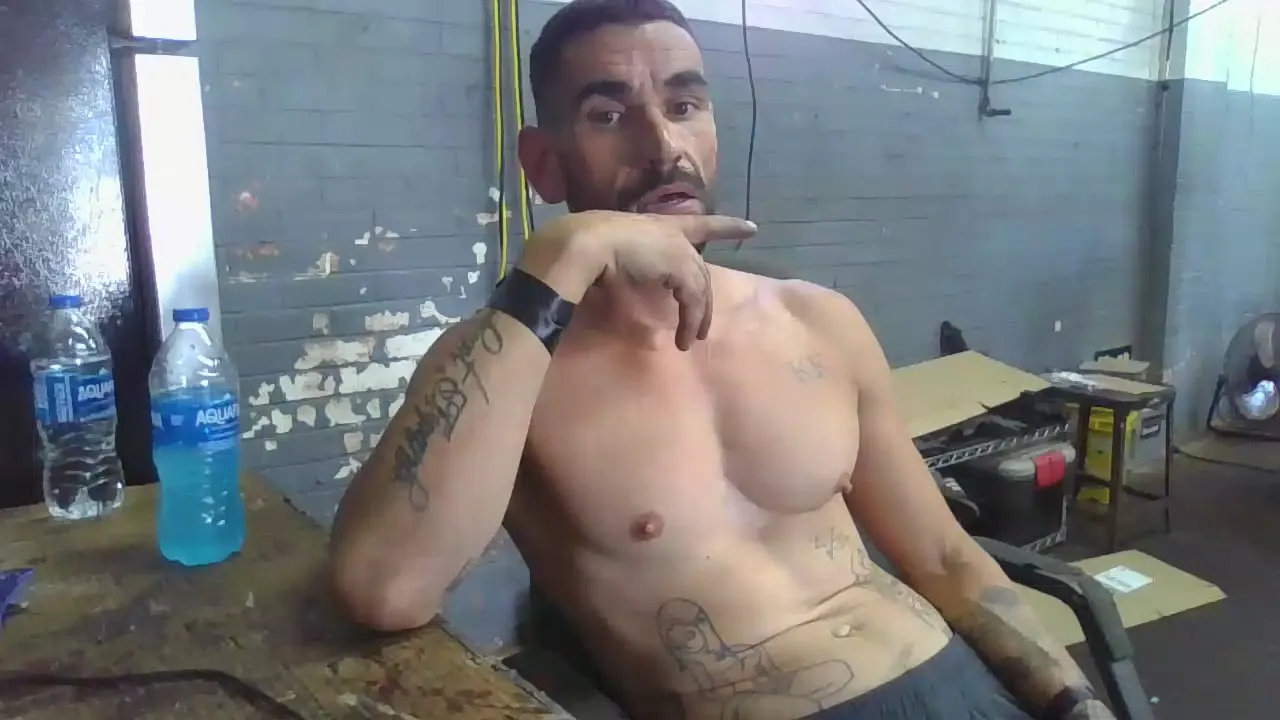 Freechat Bigtoyguy34 on Cam4