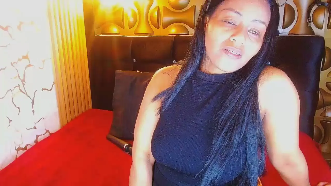 Offline black_ambar on Cam4