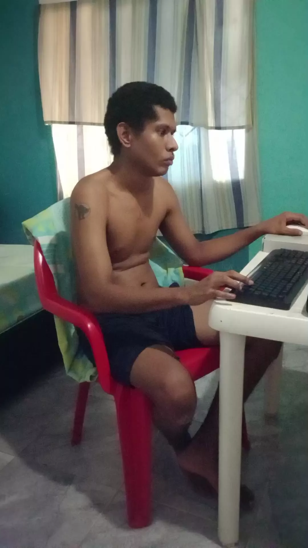 Offline BlackCockBig19 on Cam4