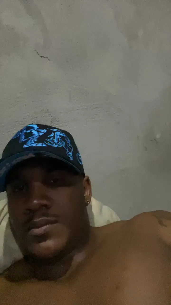 Offline Blackman05 on Cam4