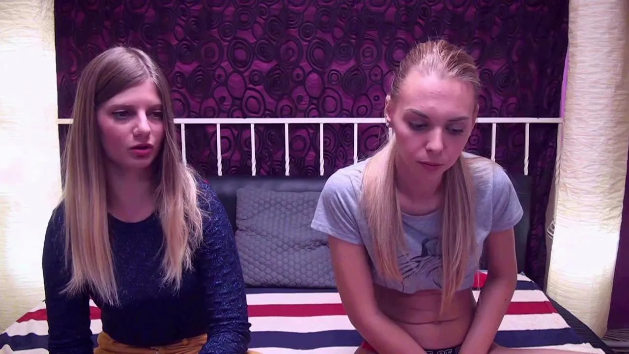 Offline BlondeWitchez on Cam4