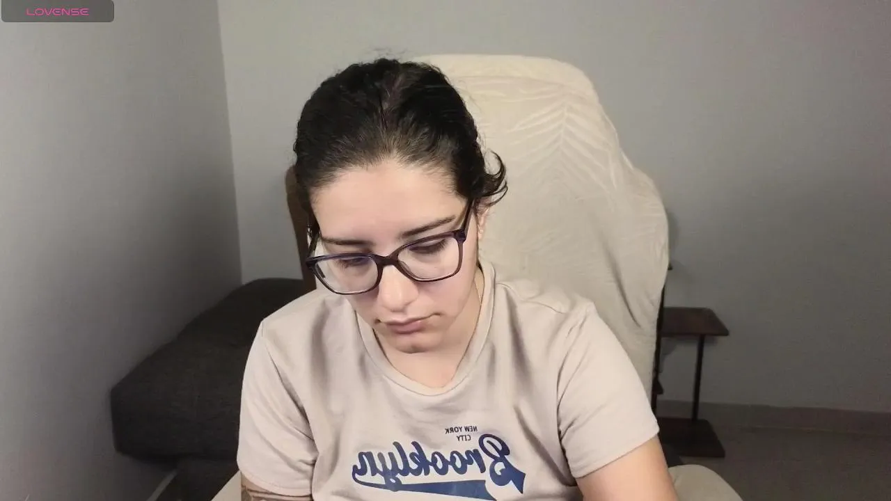 Freechat blue_moon_ on Cam4