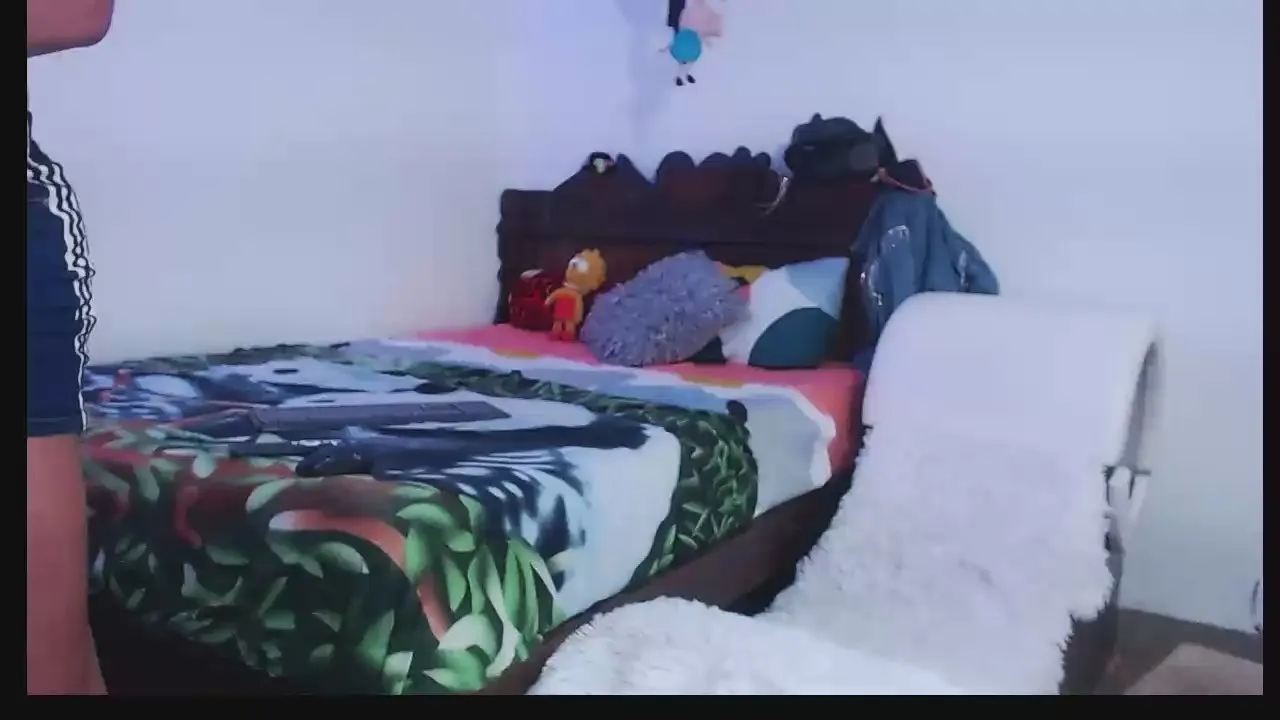 Offline bosshotslave on Cam4