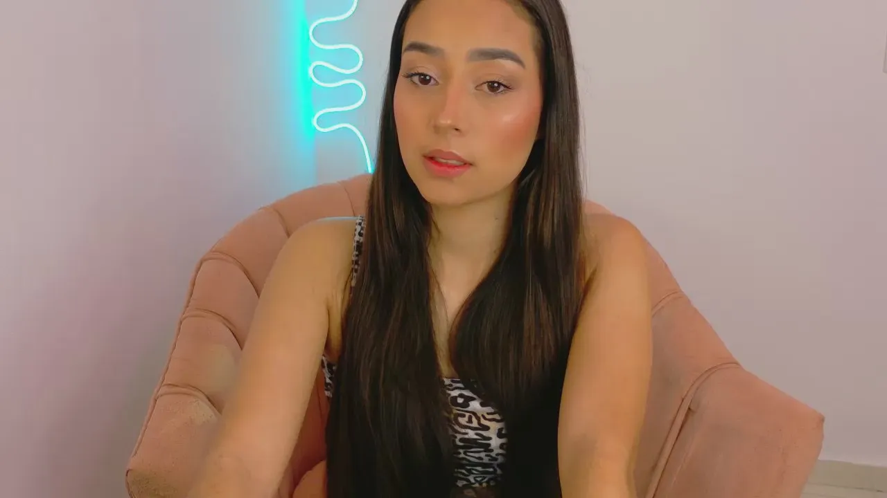 Freechat brendaleon777 on Cam4