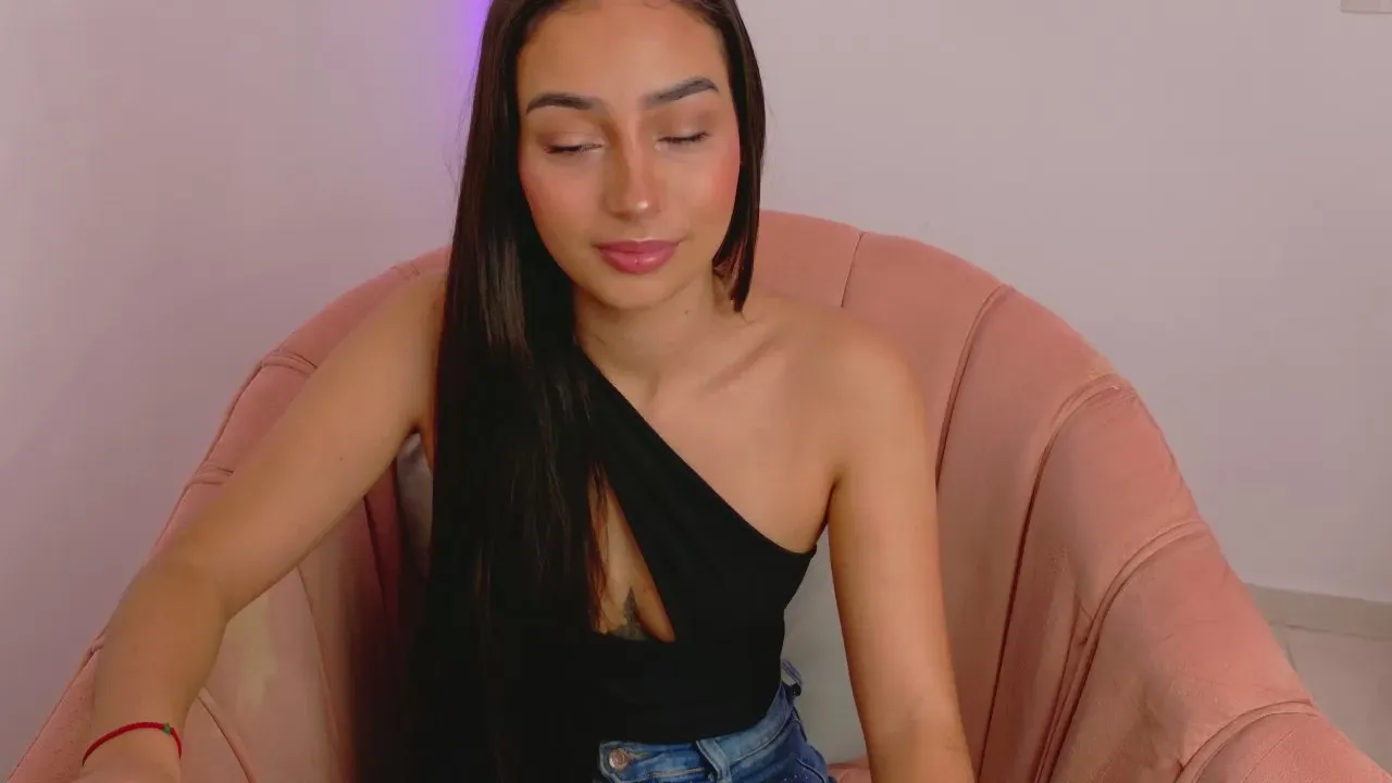 Freechat brendaleon777 on Cam4