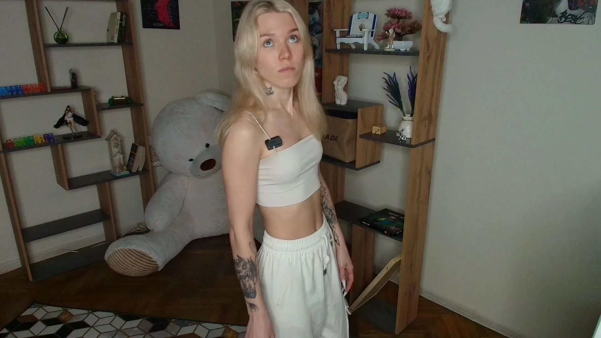 Freechat BriannaVert on Cam4