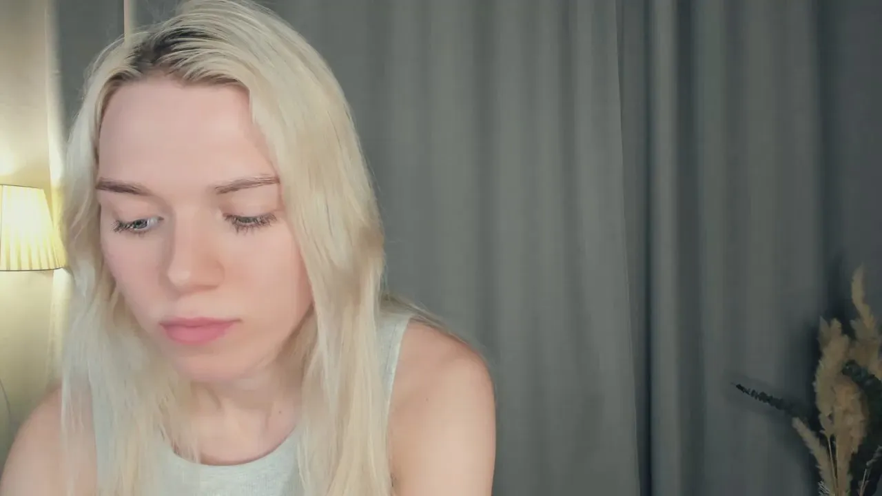 Freechat BriannaVert on Cam4