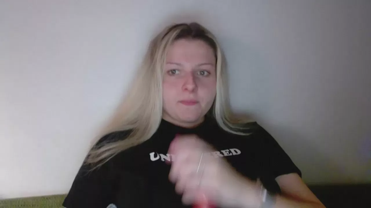 Offline BritneySensual on Cam4