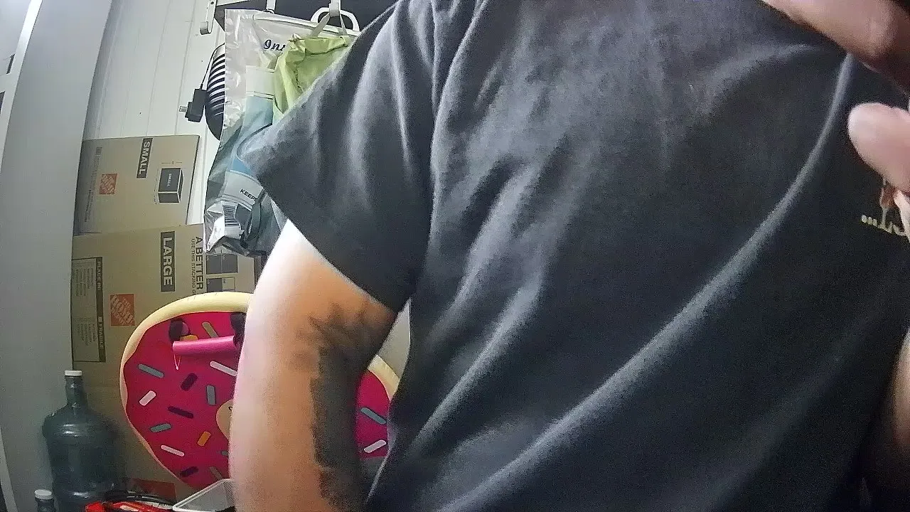 Offline Bryan42LA on Cam4