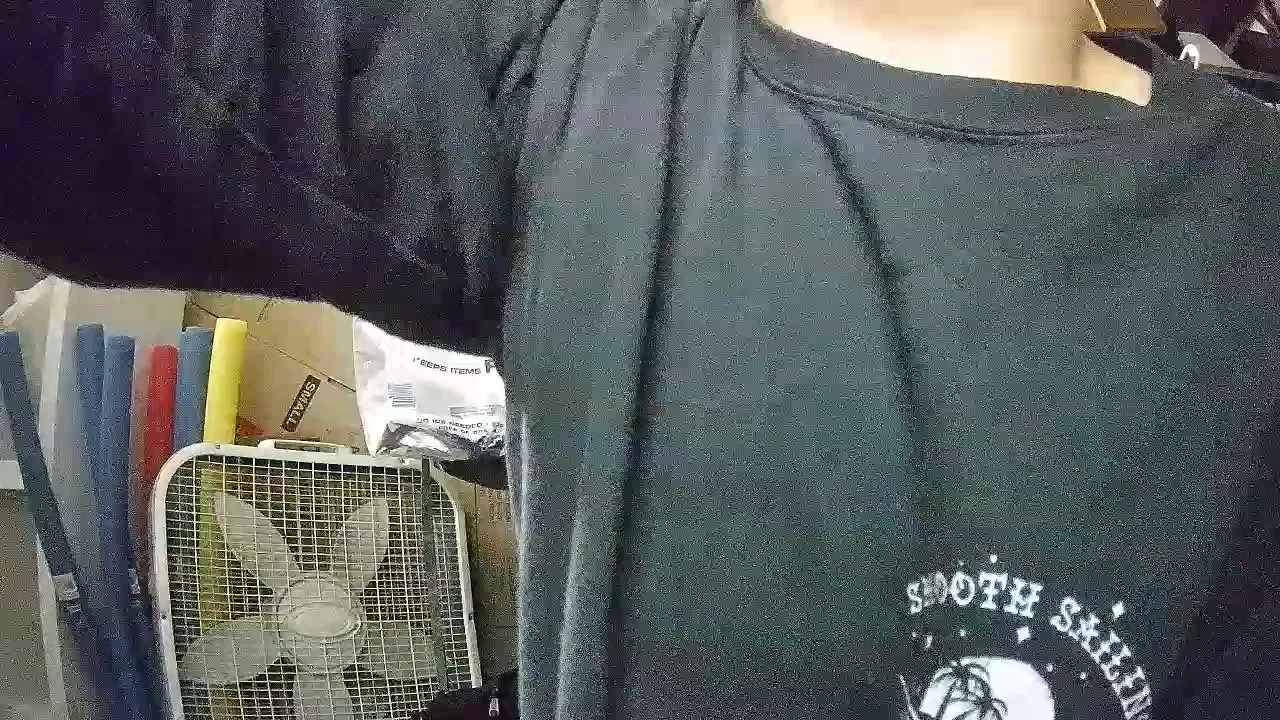 Offline Bryan42LA on Cam4