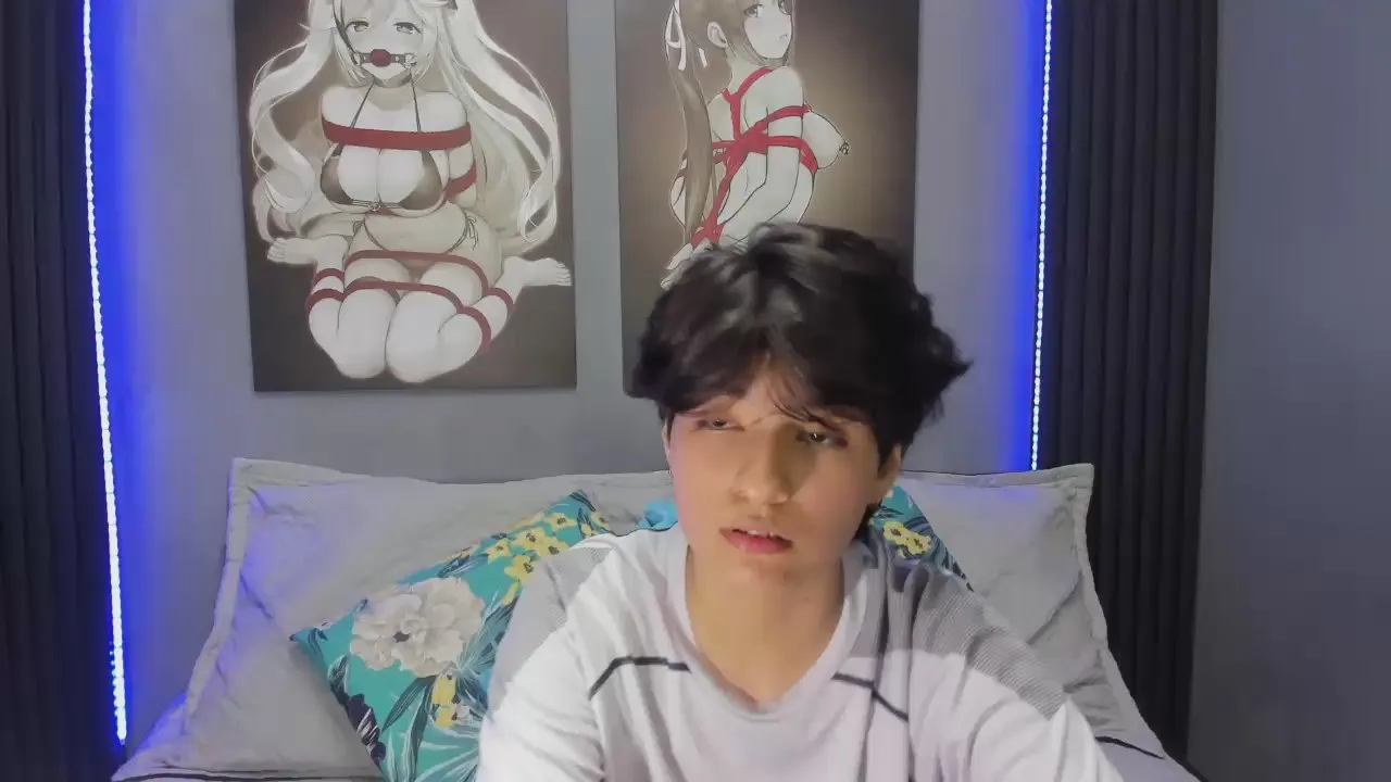 Offline Bryce_Evans on Cam4