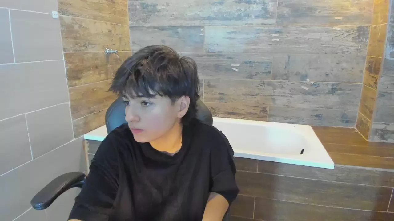 Offline Bryce_Evans on Cam4