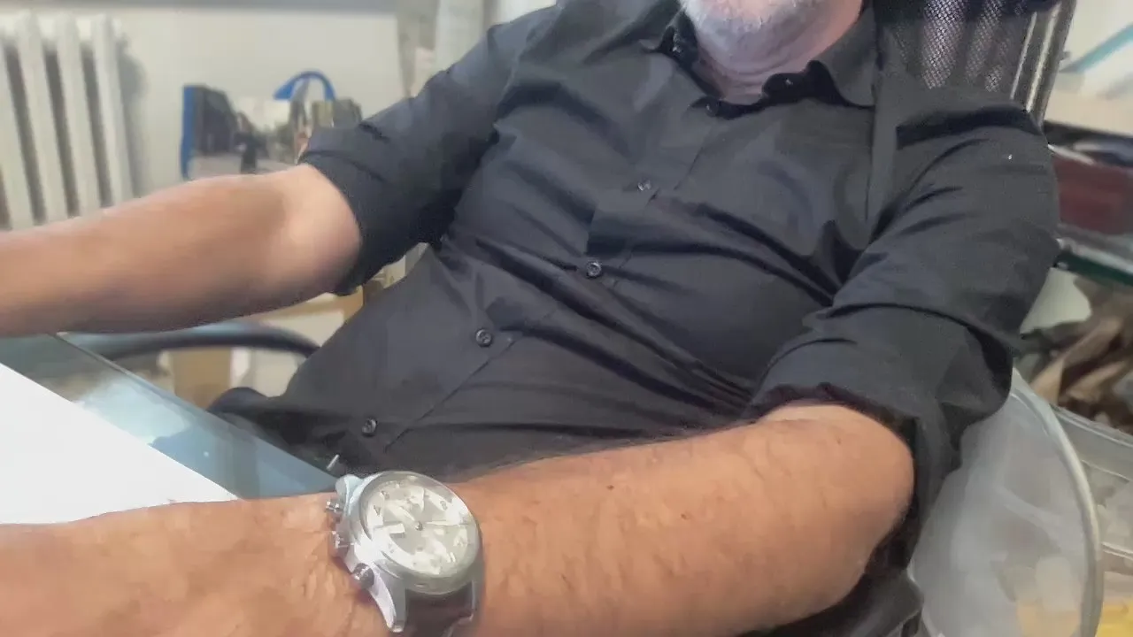 Offline bullmilano1 on Cam4