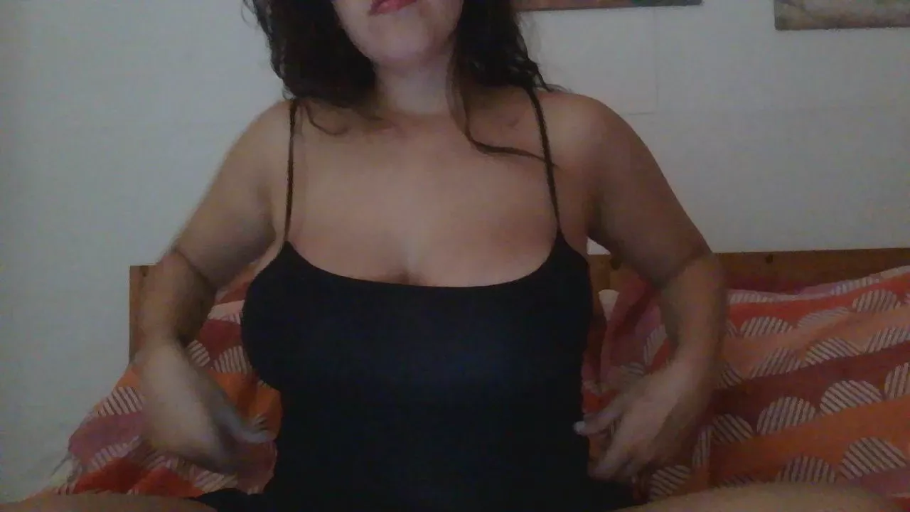 bunnyesweet1995 on Cam4 