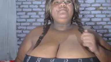 Offline bustyboobsxxl on Cam4