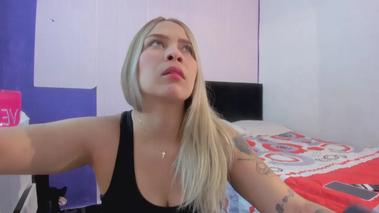 Offline byanca_winklar on Cam4