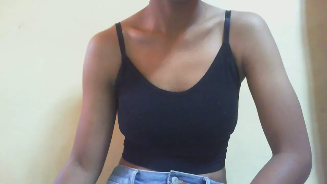 Offline Calliy on Cam4