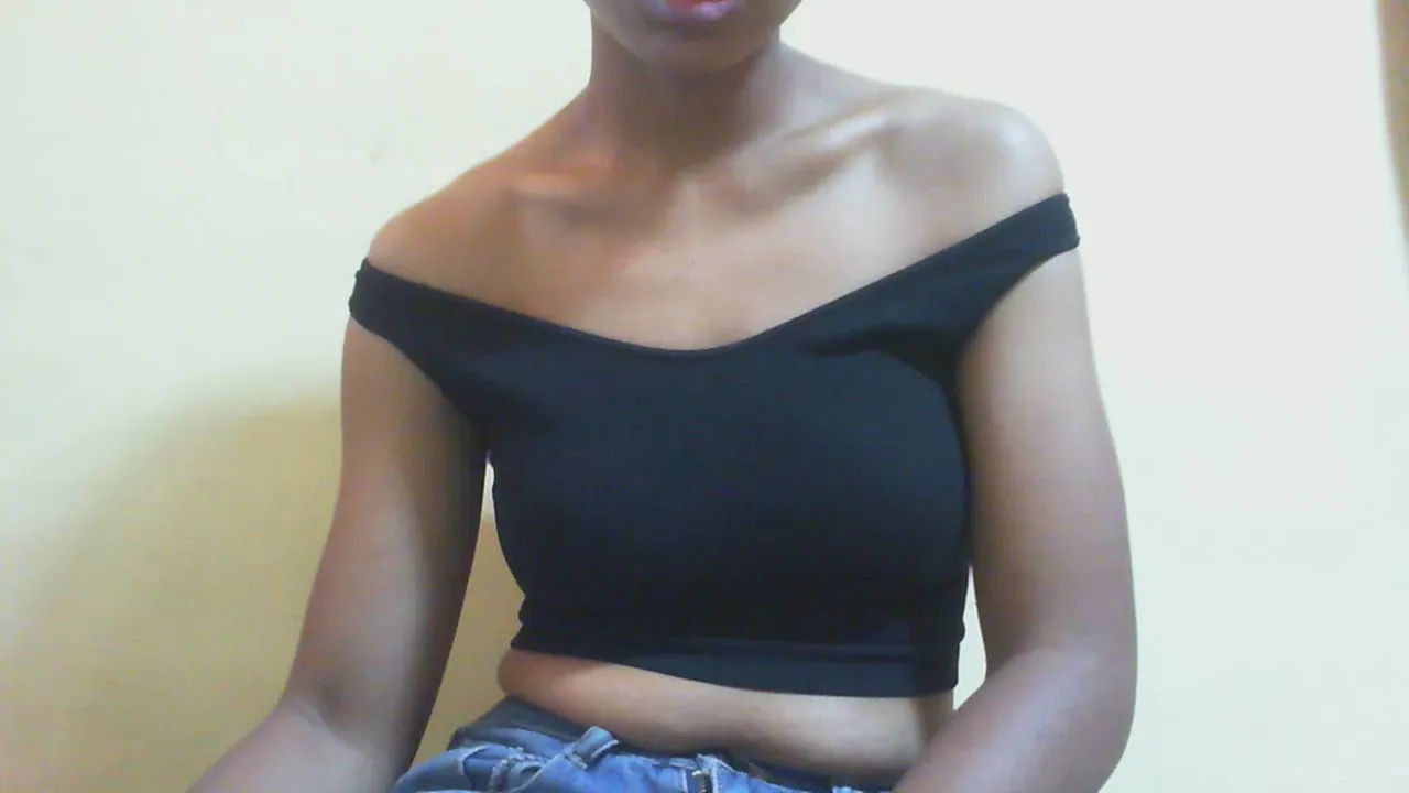 Offline Calliy on Cam4