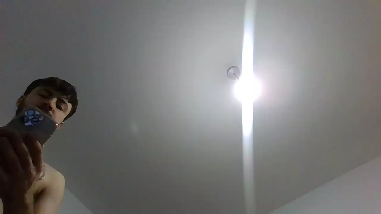 Offline callum81 on Cam4