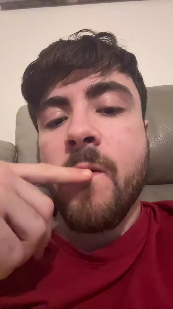 Offline callum81 on Cam4