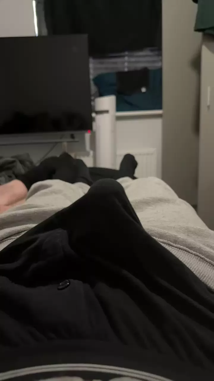 Offline callum81 on Cam4