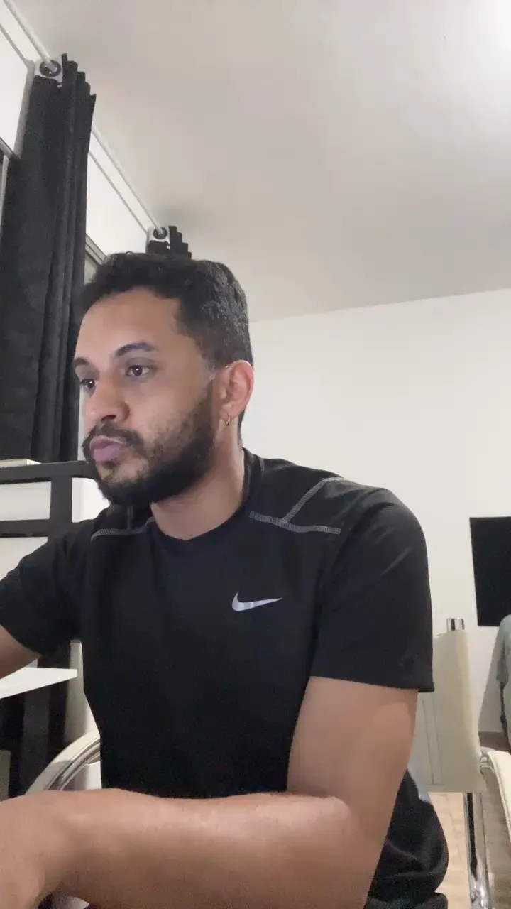 Offline cam_moreno23 on Cam4