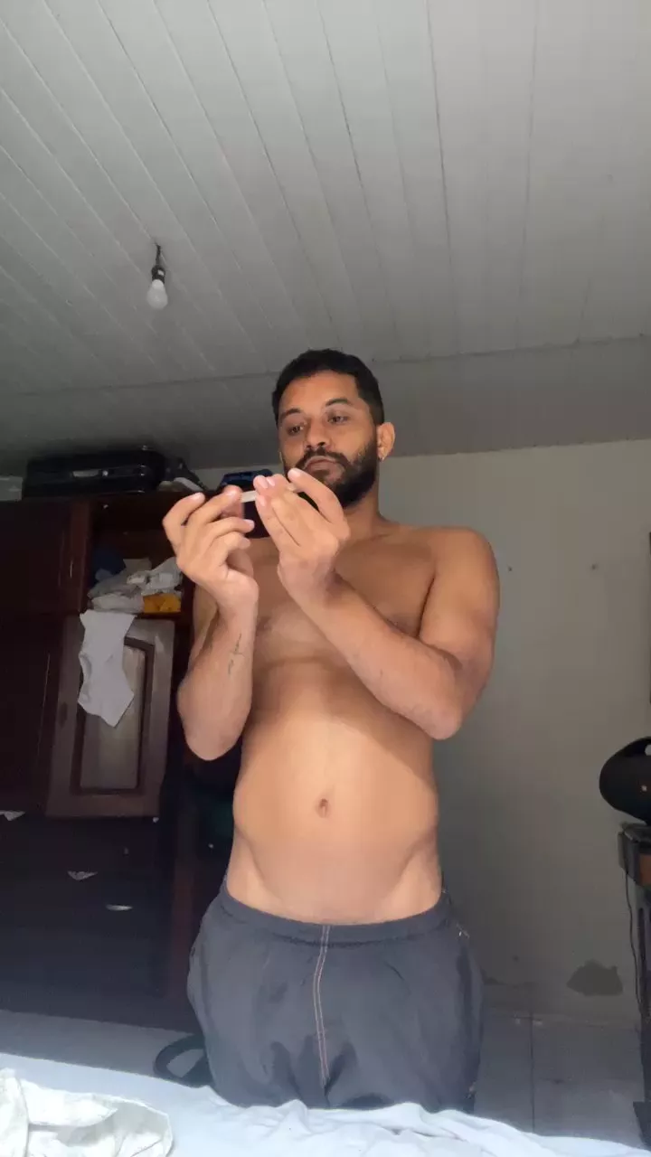 Offline cam_moreno23 on Cam4