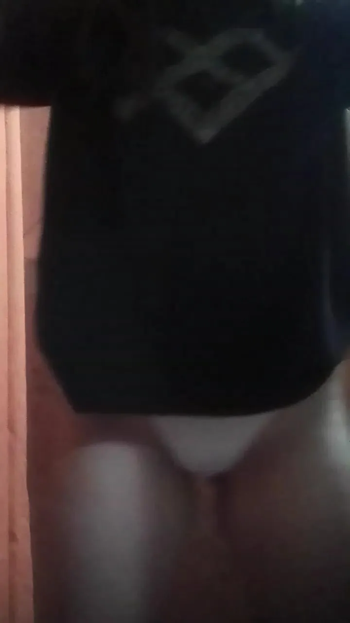 Offline camcamcami on Cam4