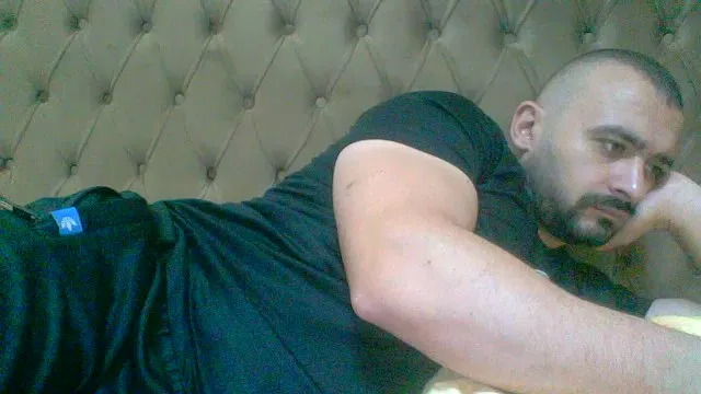 Offline camera_arab on Cam4