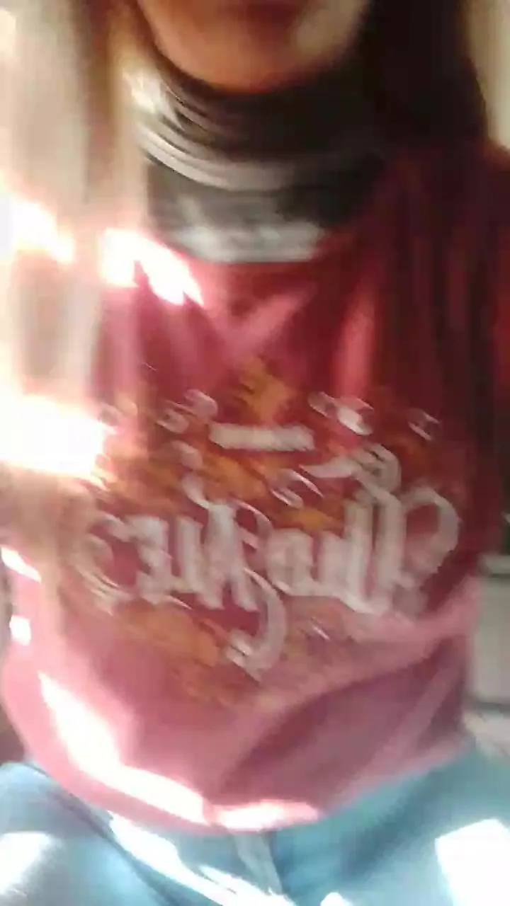 Offline Camilitaa3 on Cam4