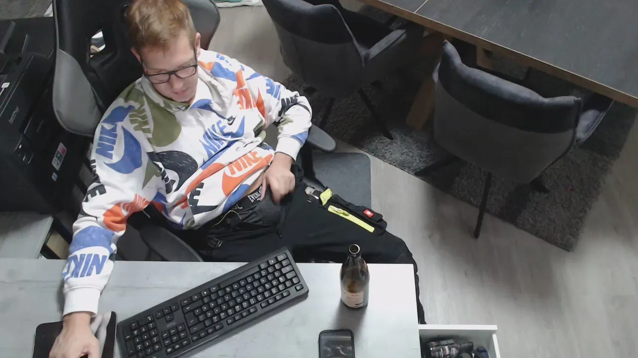 Offline CamSexSven on Cam4