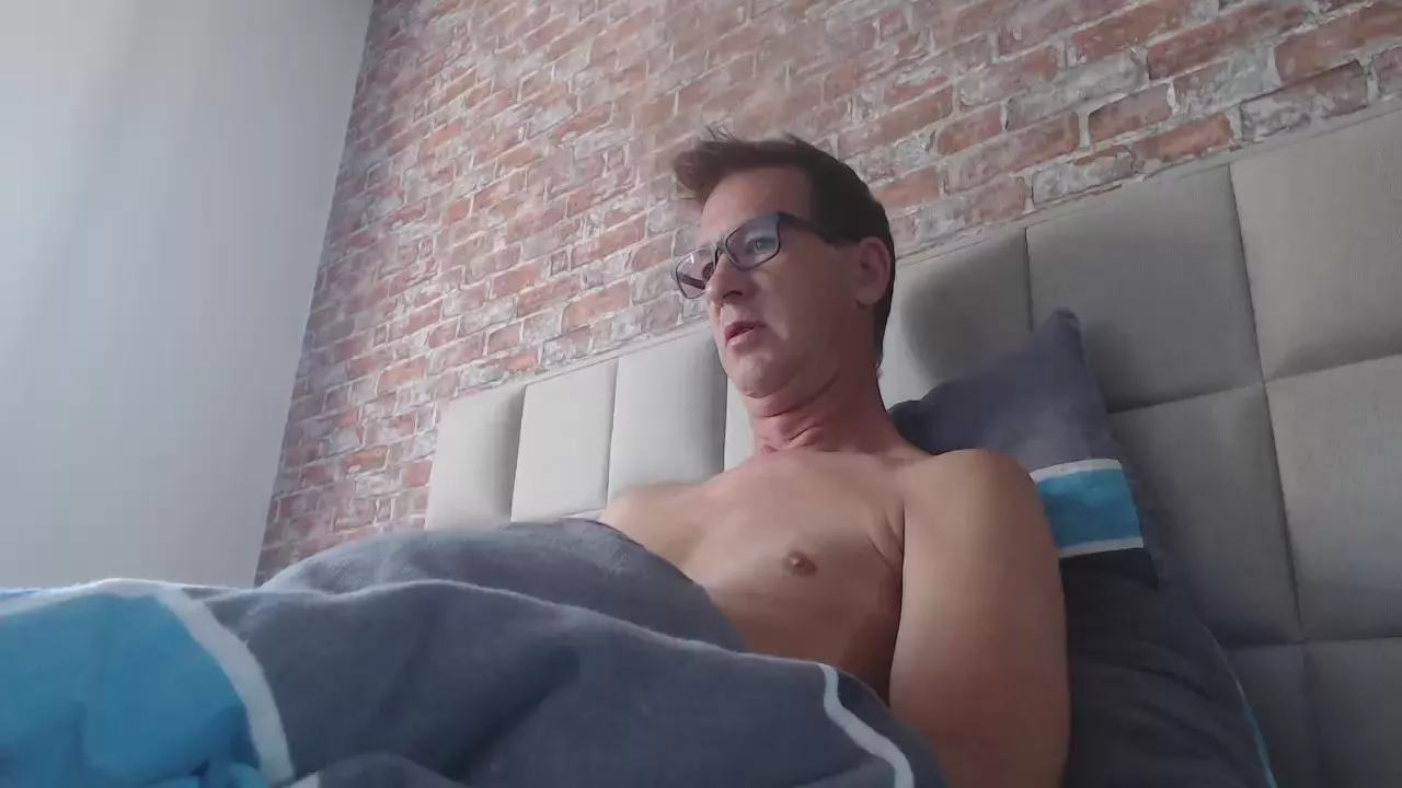 Offline CamSexSven on Cam4