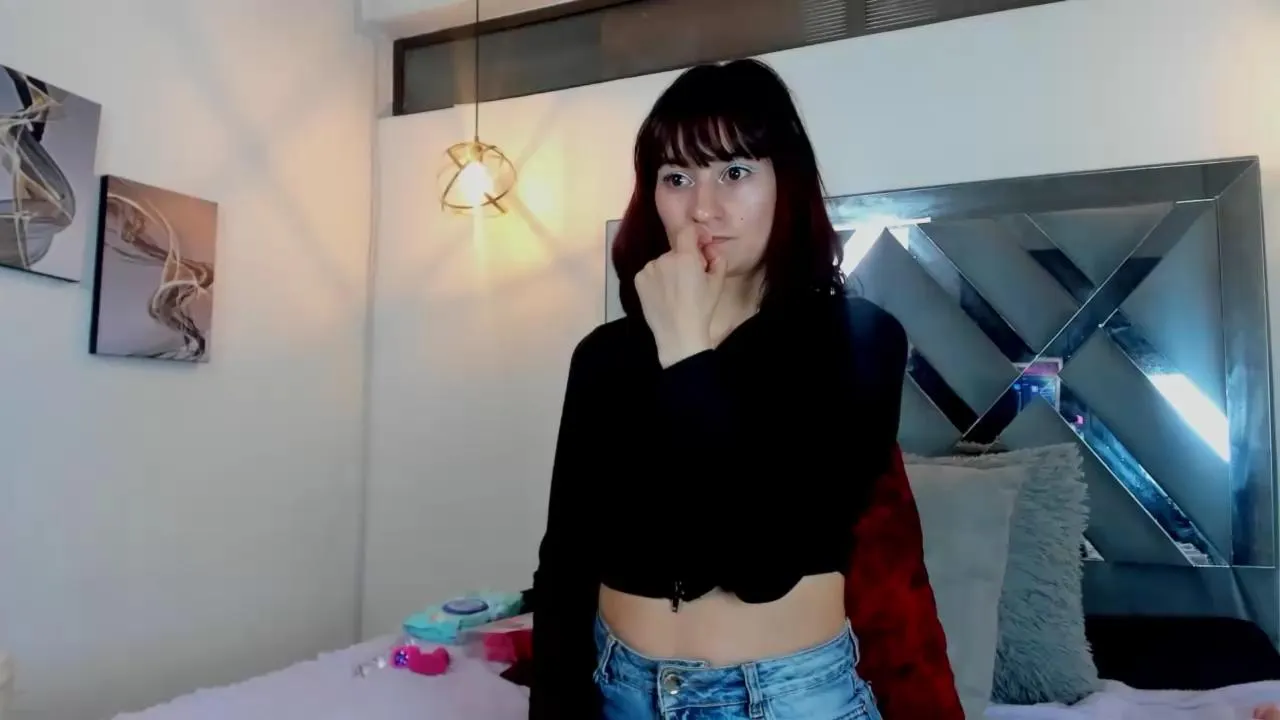 Offline Candy_Hott7 on Cam4