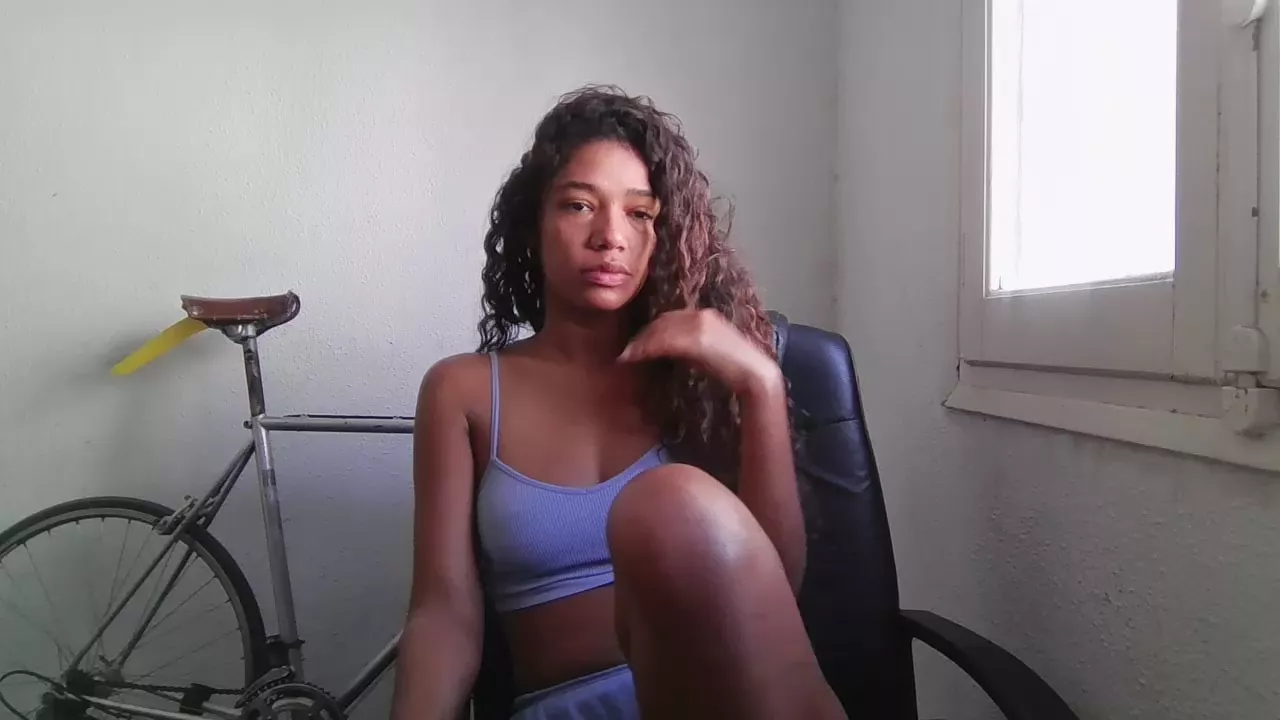 Offline Canelasol2 on Cam4