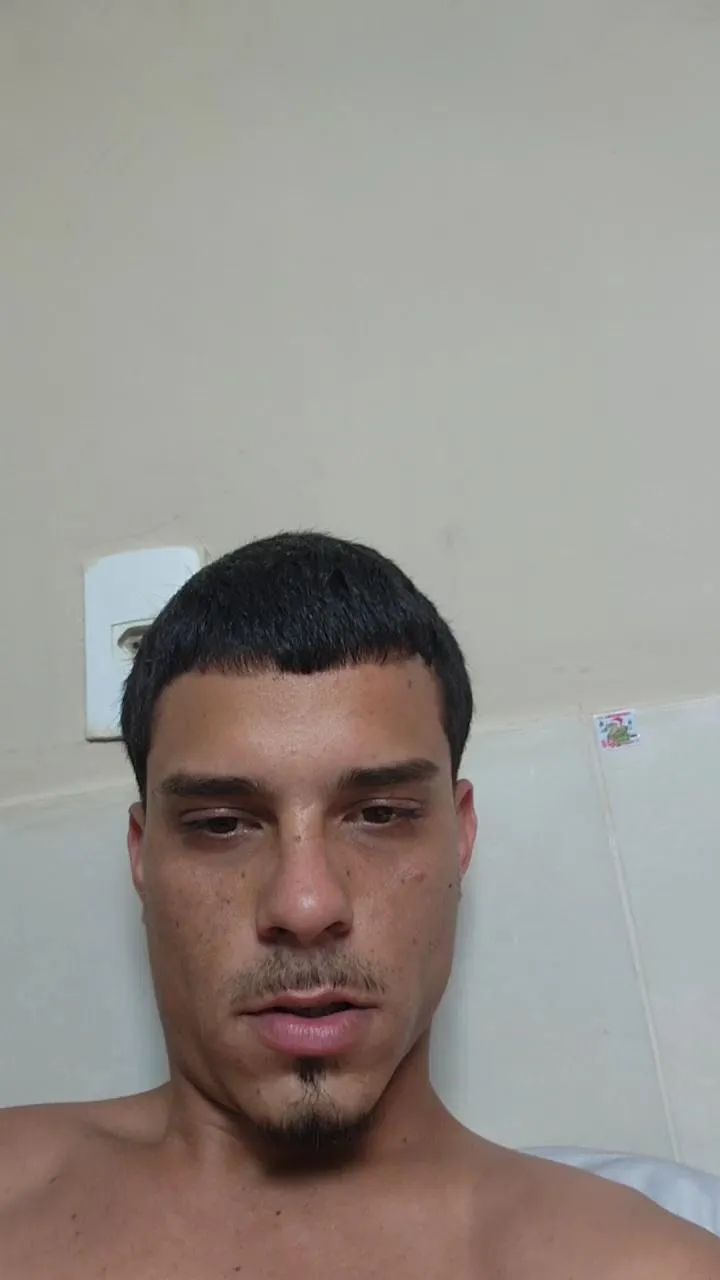 Offline CariozaZn on Cam4