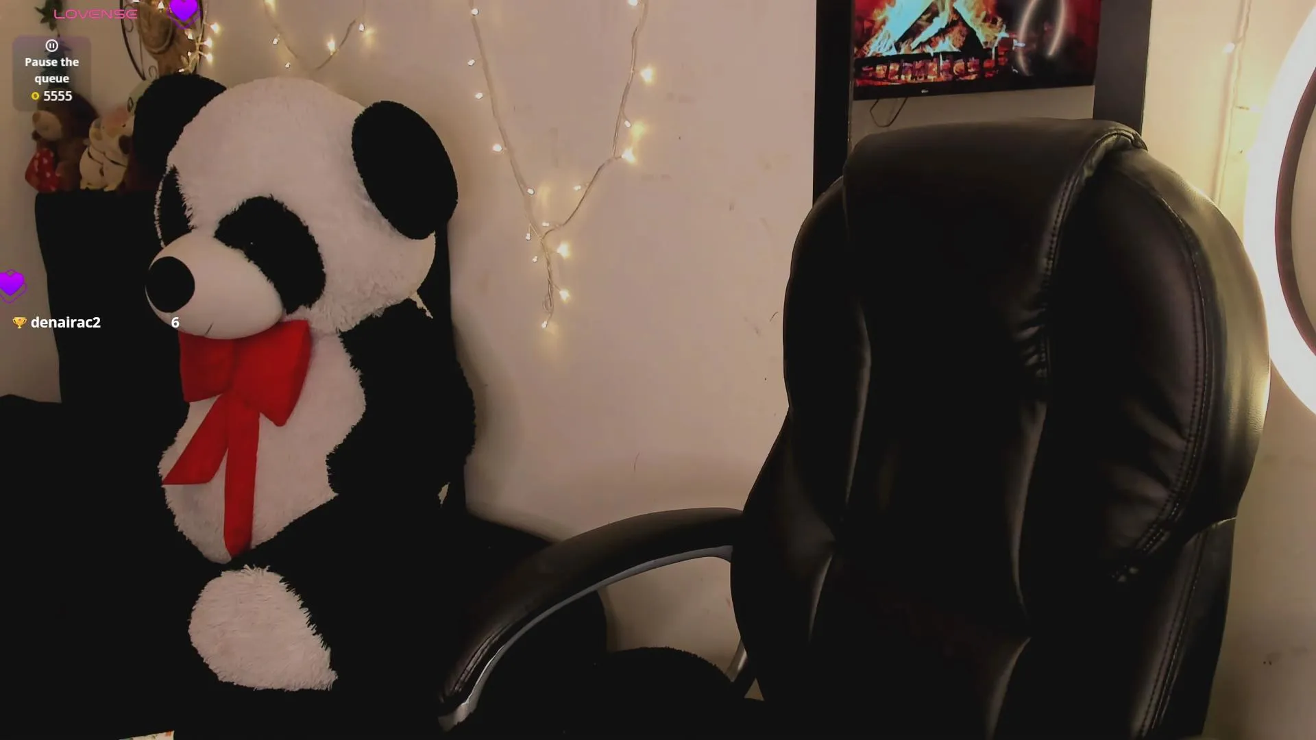 Offline Carlaxdreams on Cam4