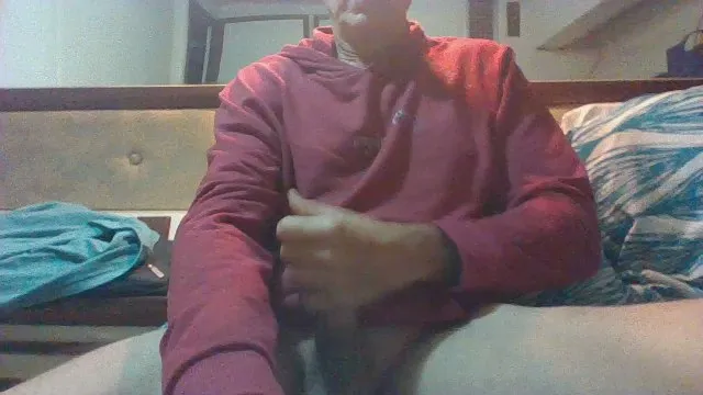 Offline Carlosalto52 on Cam4