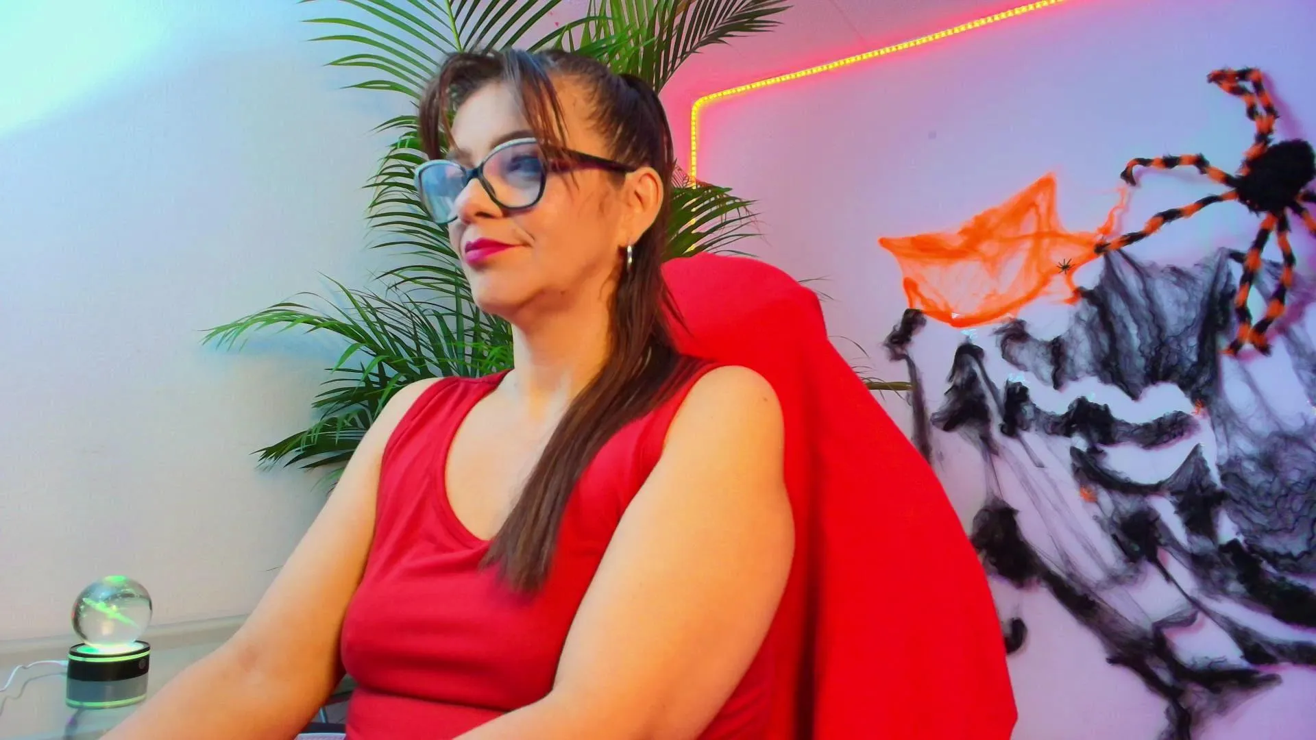 Freechat Carol_Miss2 on Cam4