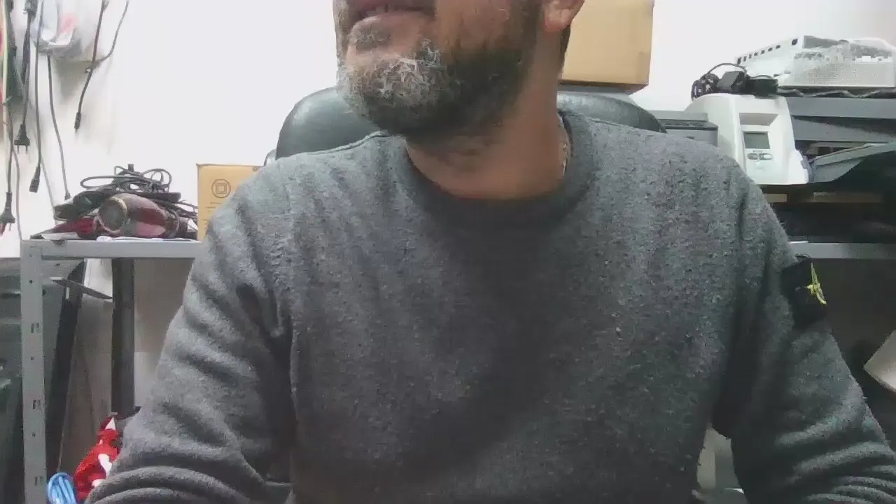 Offline casertaaaa on Cam4