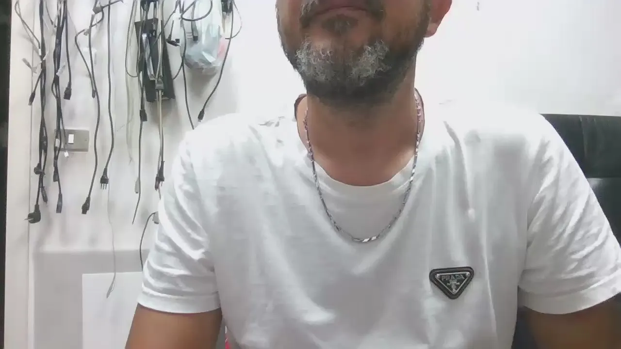 Offline casertaaaa on Cam4