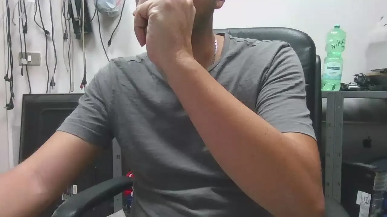 Offline casertaaaa on Cam4