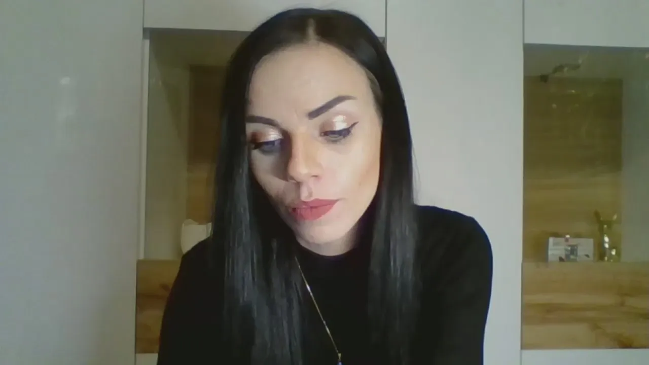 Offline CassieWild on Cam4