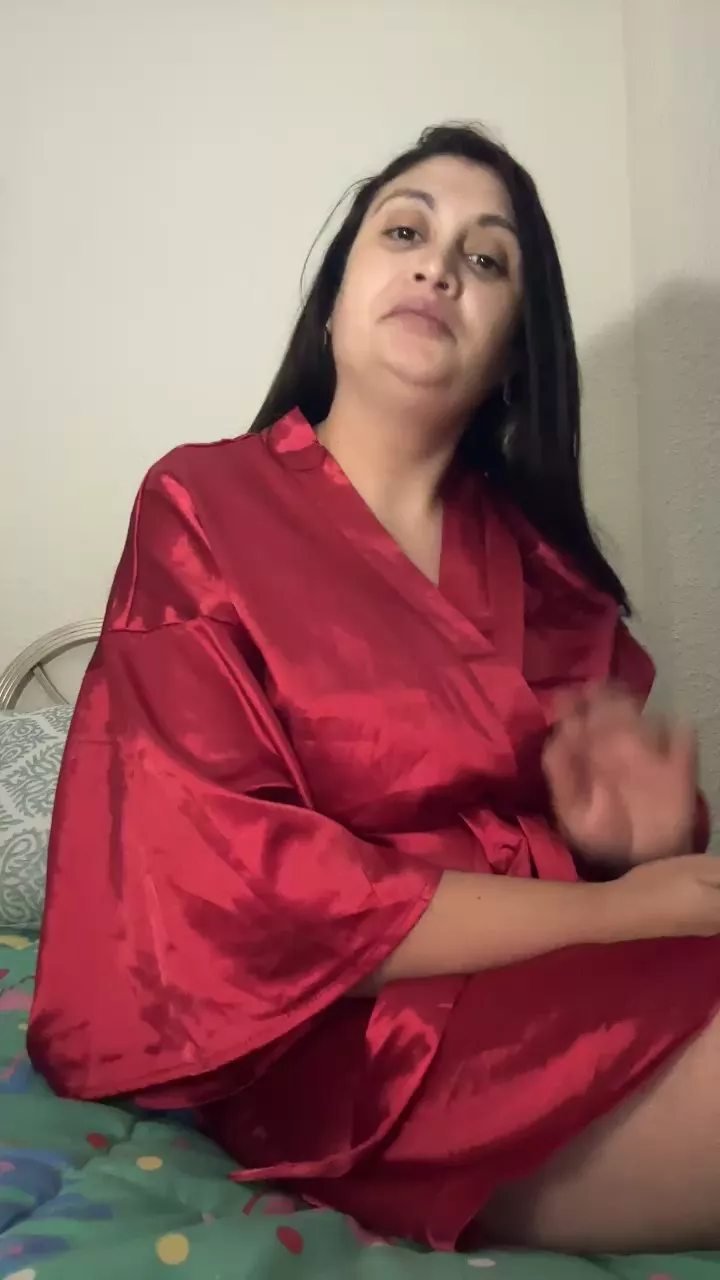 Offline Cataleya97 on Cam4