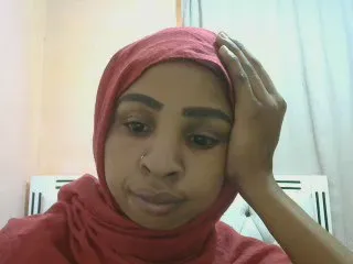 Offline Catelayah on Cam4