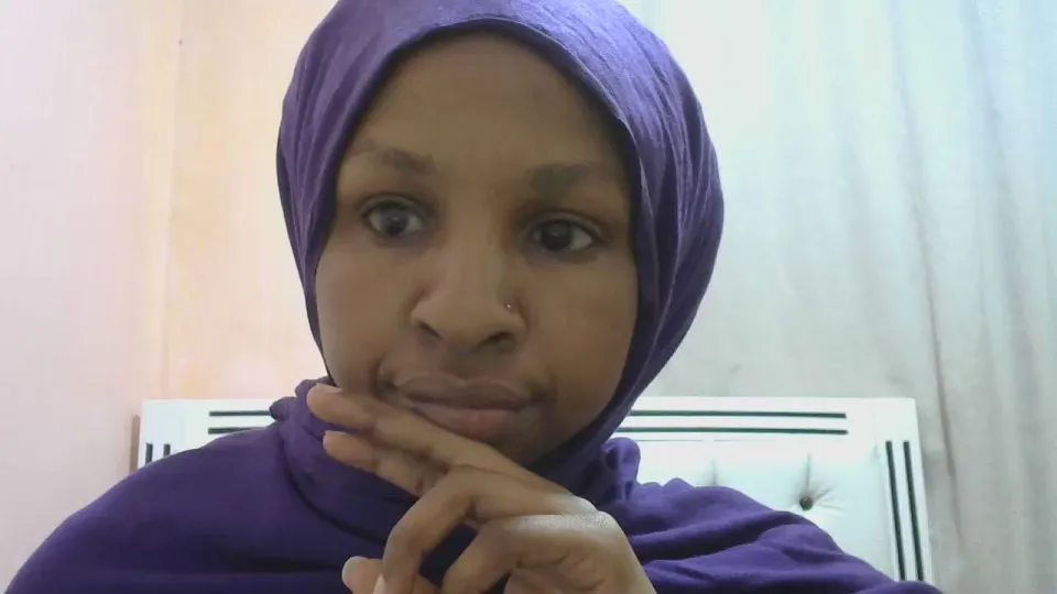 Offline Catelayah on Cam4