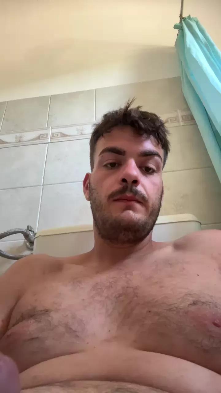 Cazzone22xx from Cam4