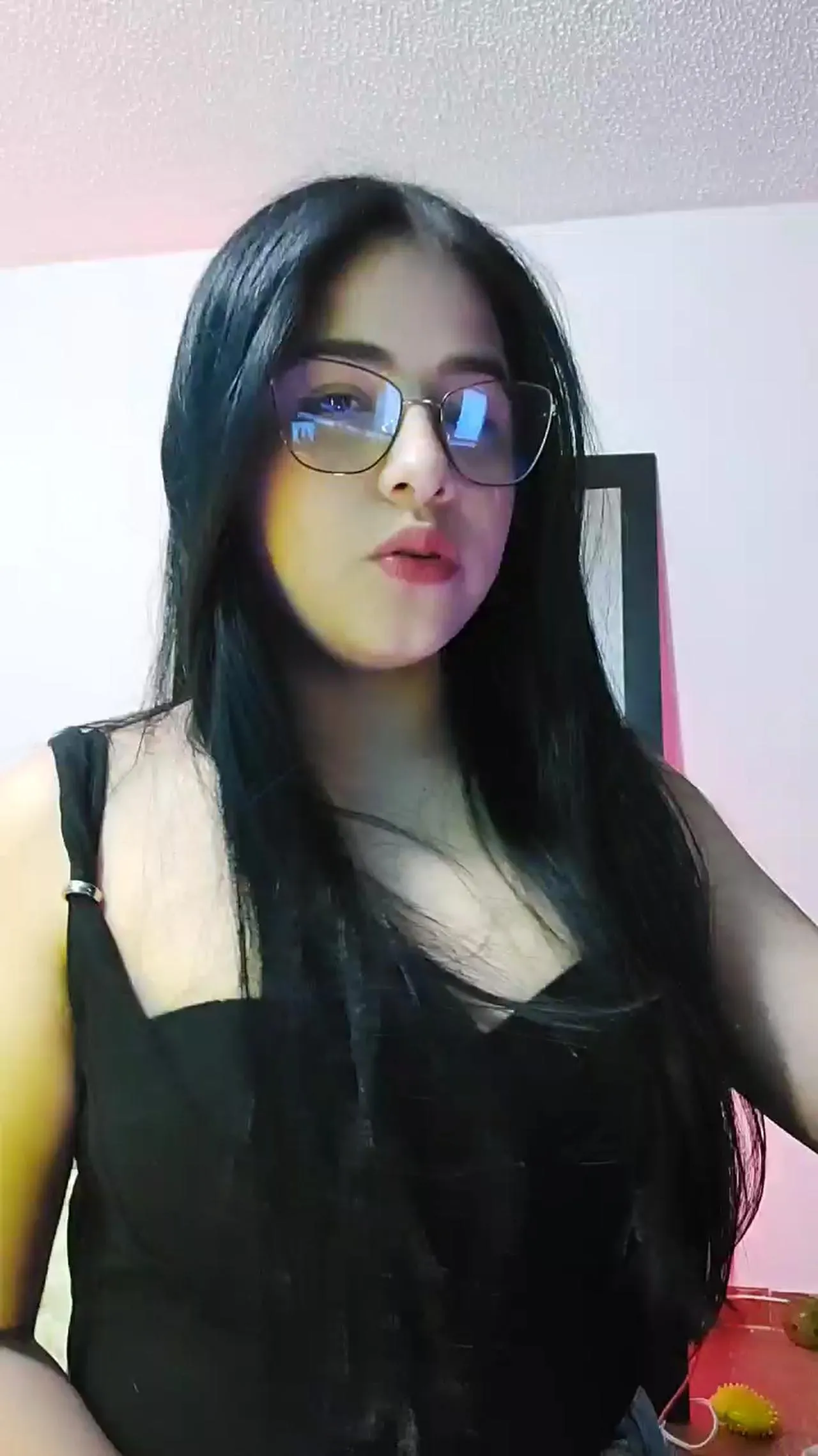 Offline CHANEL_07 on Cam4