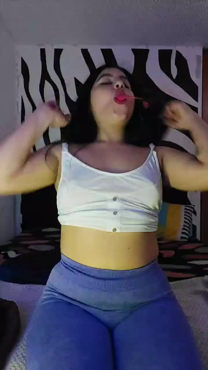 Offline CHANEL_07 on Cam4